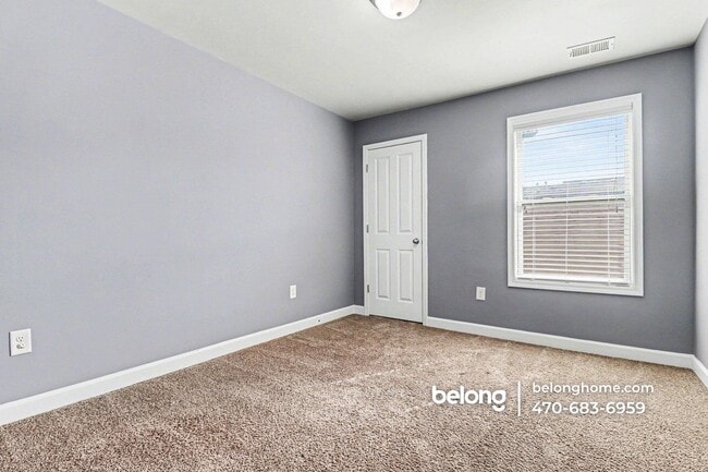 Photo - 8005 Pierpoint Ln