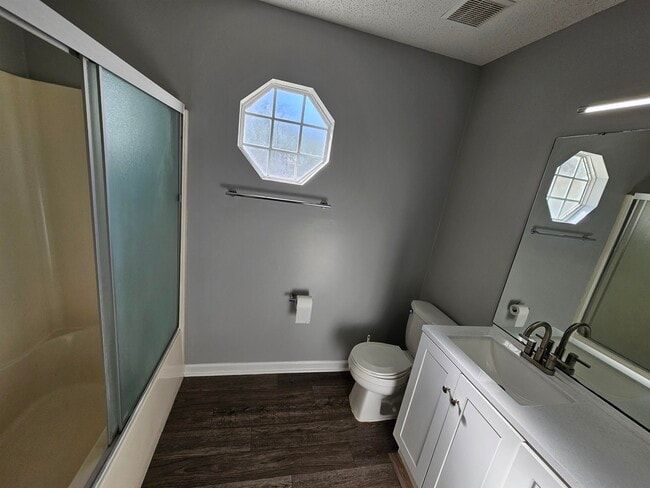 Photo - 2428 Beechnut Ln