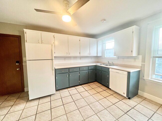 Photo - 578 Dubuque St Unidad 3