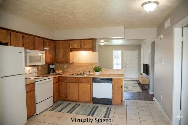 Photo - 1902 Woodsman Dr Unidad A