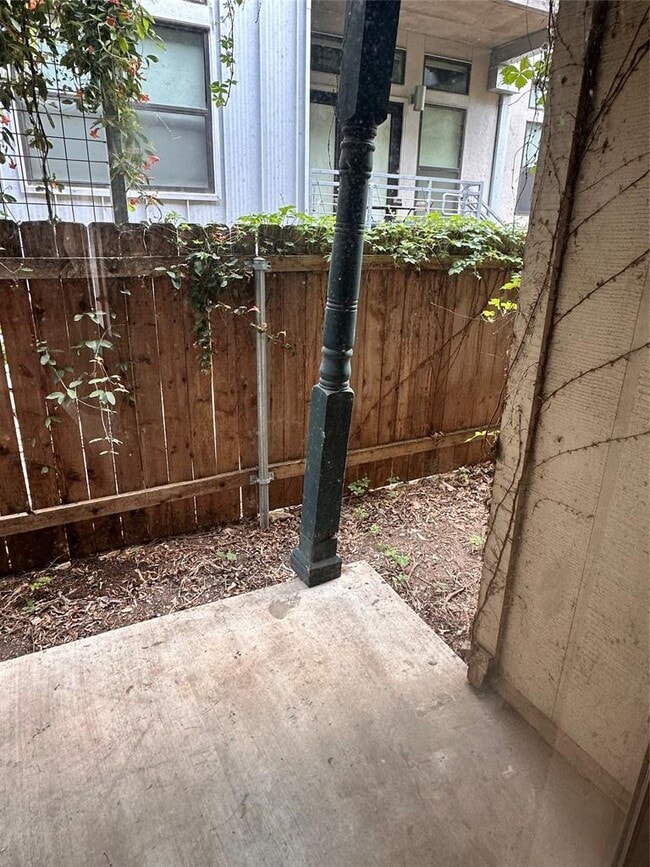 Photo - 1725 Toomey Rd Unit 105