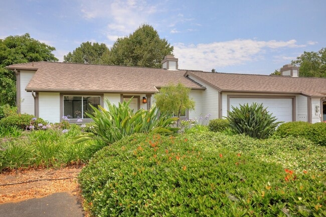 Building Photo - 6054 Ashley Pl