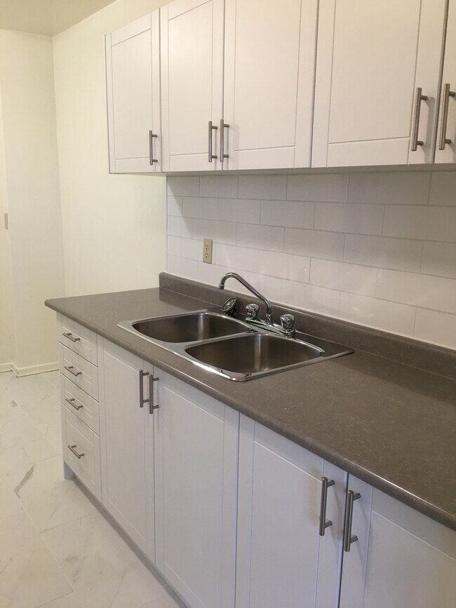 Photo - 1265 Sixth Line