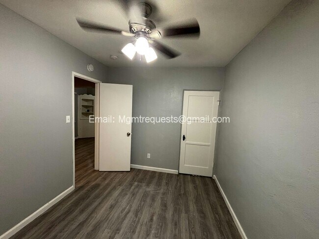 4228 Tenth St Unit 4230