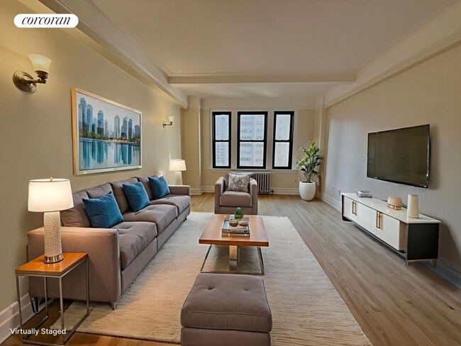 Building Photo - 210 E 68th St