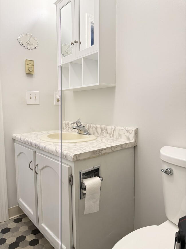 Photo - 130 Endicott St N Unit 319