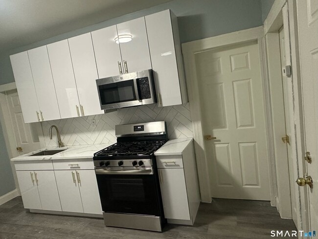 Photo - 268 Davenport Ave