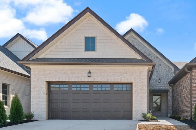Building Photo - 452 W Foxrun Rental