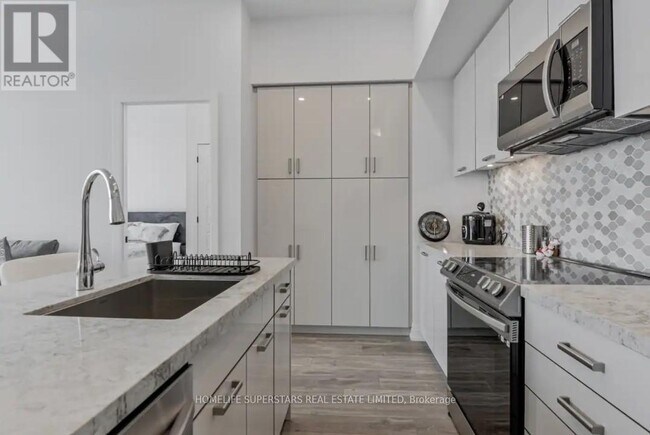 Photo - 415 Sea Ray Ave Unité 407