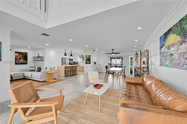 Photo - 21150 NE 3rd Ave