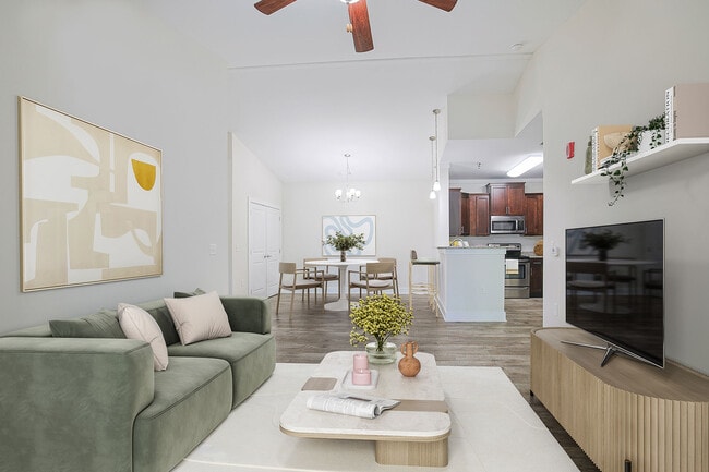 2 BR, 2 BA - 1,073SF
