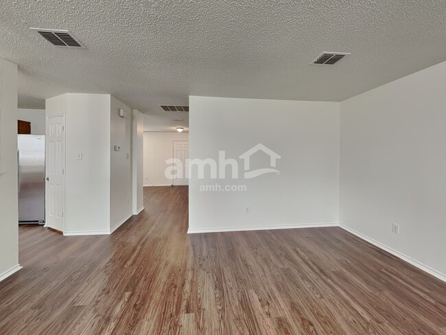 Photo - 3017 Dusty Ridge Dr