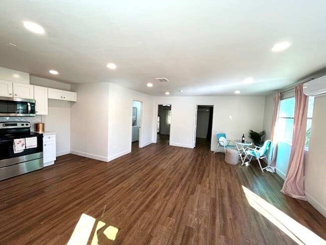 Photo - 4773 Sierra St Unit 2