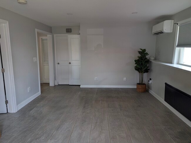 Photo - 60 Cecilian Ave Unidad West Revere 1 bedroom