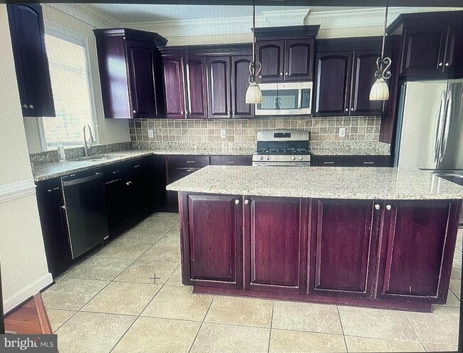 Photo - 4170 Morrisons Way