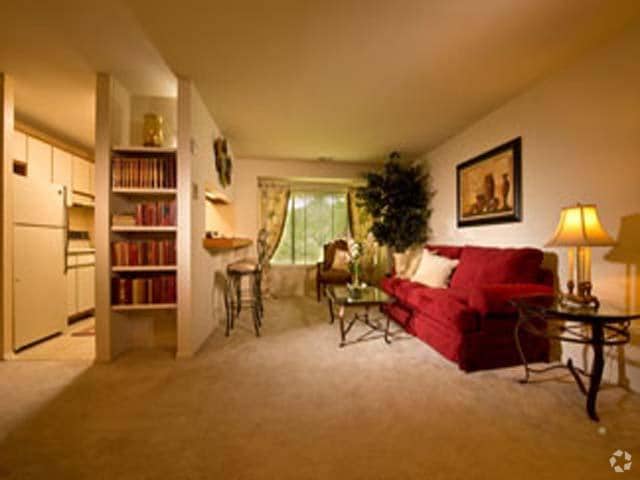 Living Room - The Bluffs at Fairway Hills Apartments