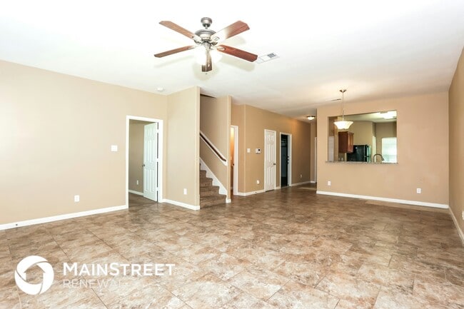 Photo - 628 Lazy Crest Dr