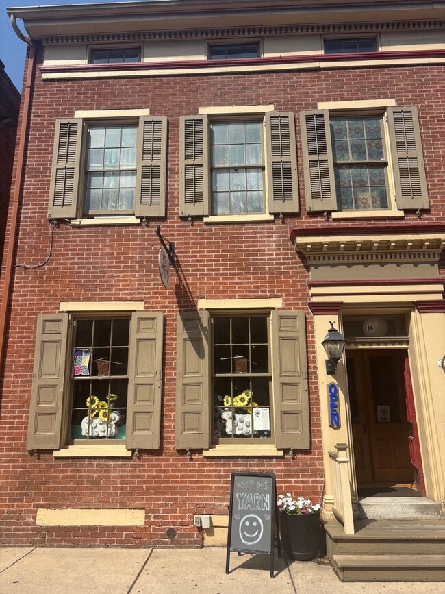 Photo - 1-2 Bedroom 3rd Floor Apartment Across from Central Market in Downtown York