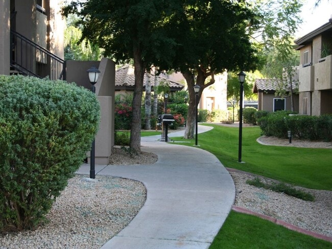 Photo - Experience the Best of Scottsdale living! Unit # 1016