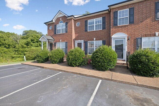 Photo - 340 Stewarts Landing Cir