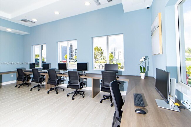 Photo - 25050 SW 136th Ave Unidad 302