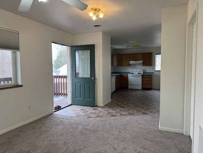 Photo - 210 Show PlaceUnit C