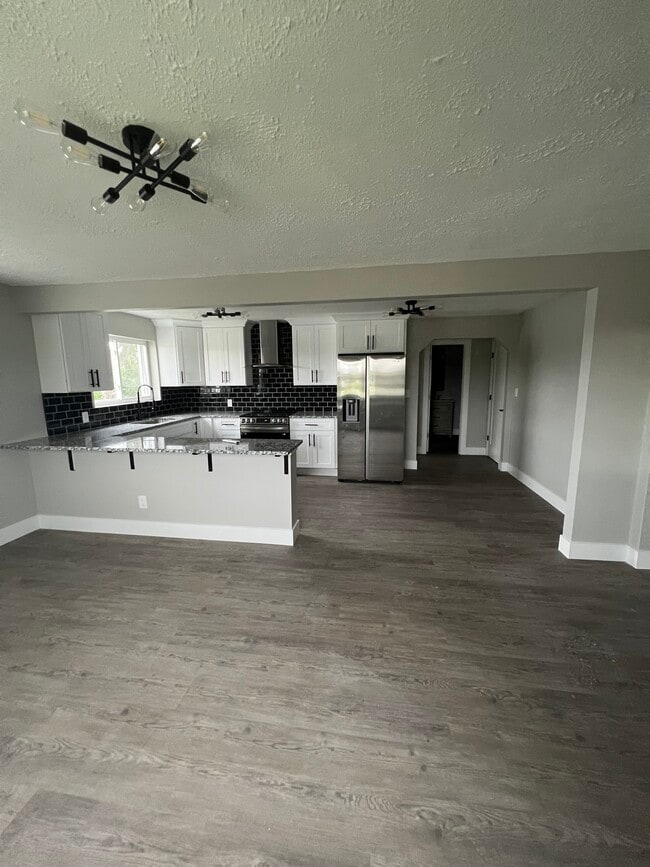 ONE11 COLLECTION - AUBURN HILLS