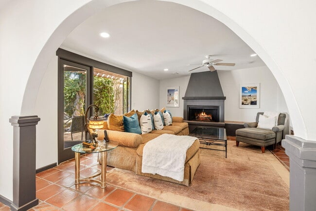 46310 Shadow Mountain Dr