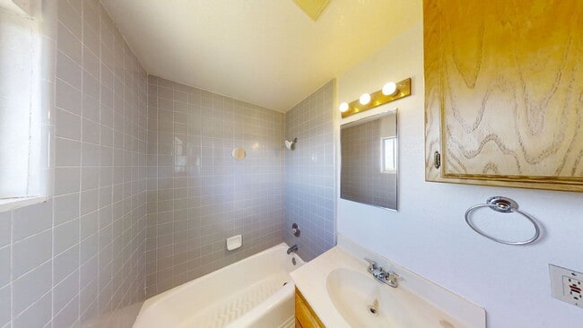 Photo - 13038-13040 4th St Unit 13040 4th St Back House