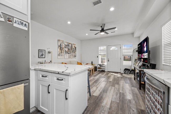 Photo - 5161 Brockbank Pl