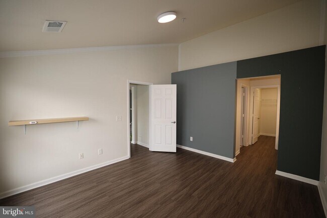 Photo - 45090 Brae Terrace Unit 201