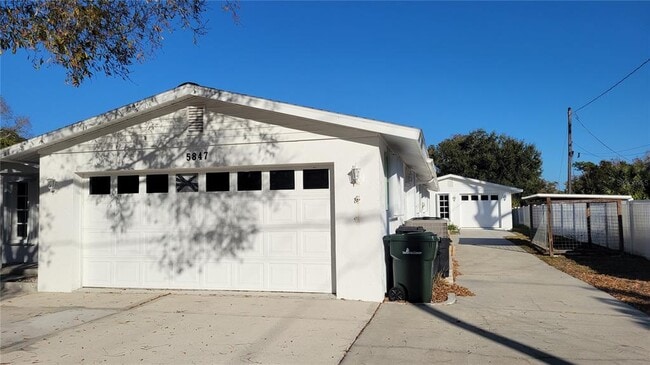 Photo - 5847 Venisota Rd