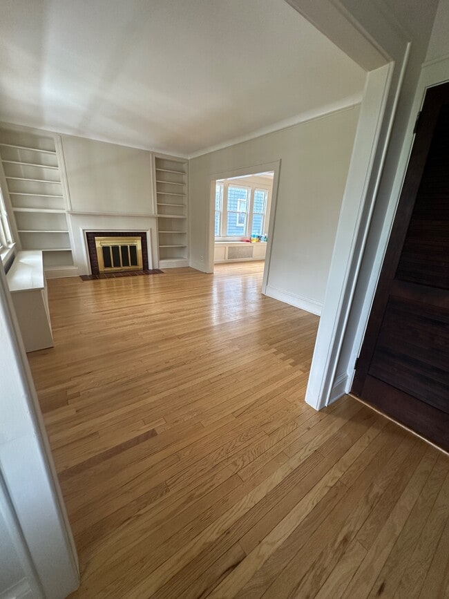 132 Milton St Unit 132 Milton Street