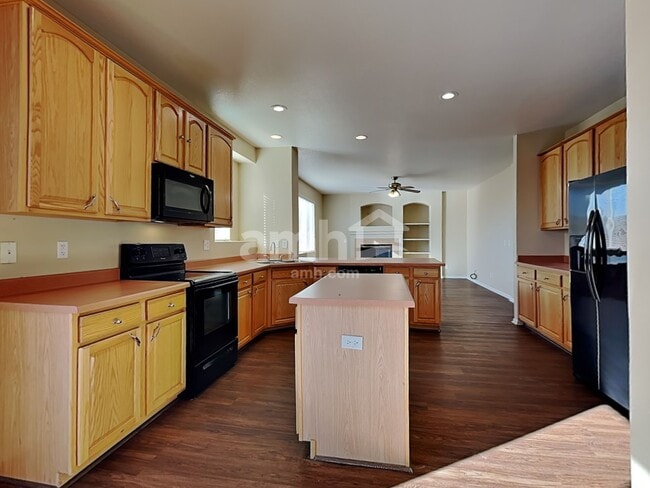 Photo - 4564 MT Princeton St