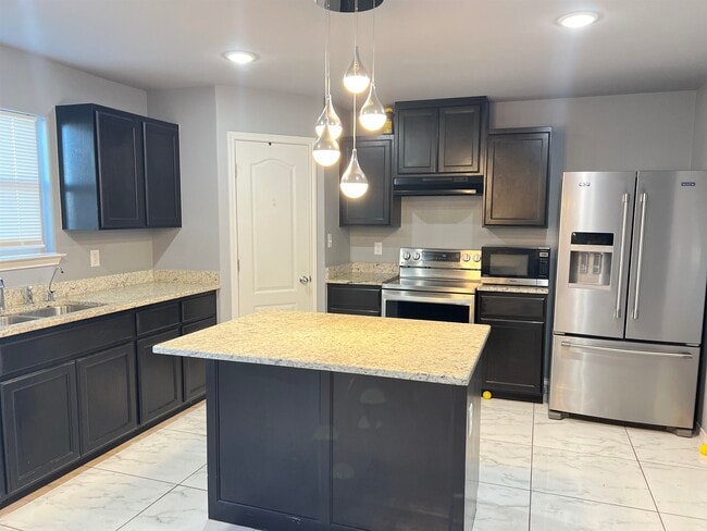3402 La Terraza Wy