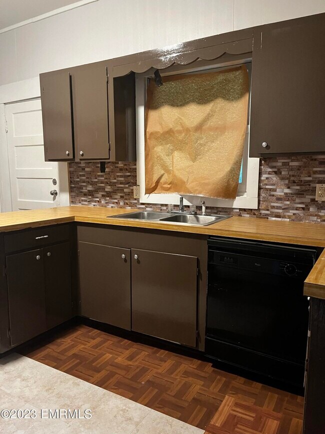 Photo - 313 54th Ave