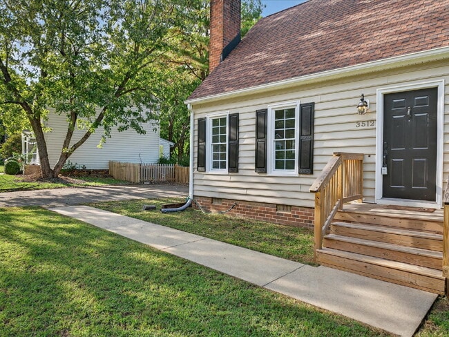 Photo - 3512 Castlebury Dr