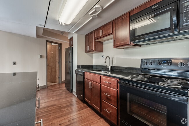 2 habitaciones, 2 baños - 732 pies cuadrados - Cocina - Pierpont Place