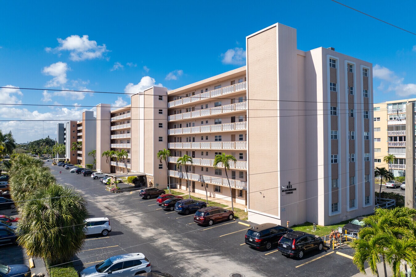 Photo - Meadowbrook Towers