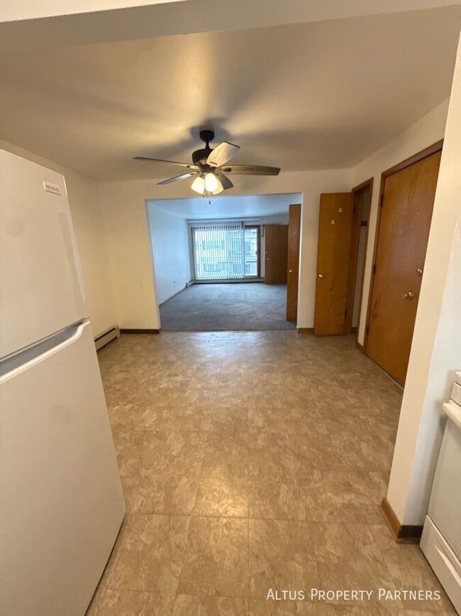 Photo - 17385 70th Ave Unit E - Classic