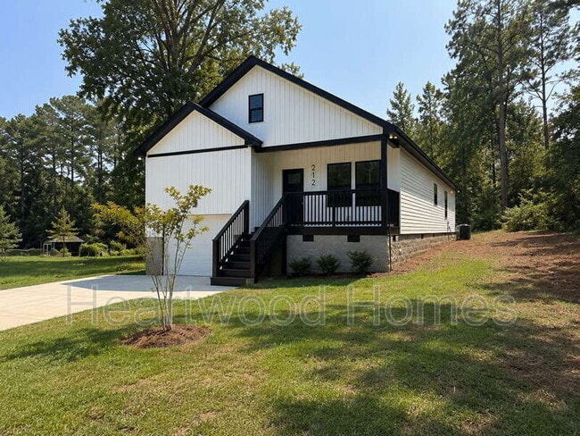 Photo - 212 Lincolnshire Blvd