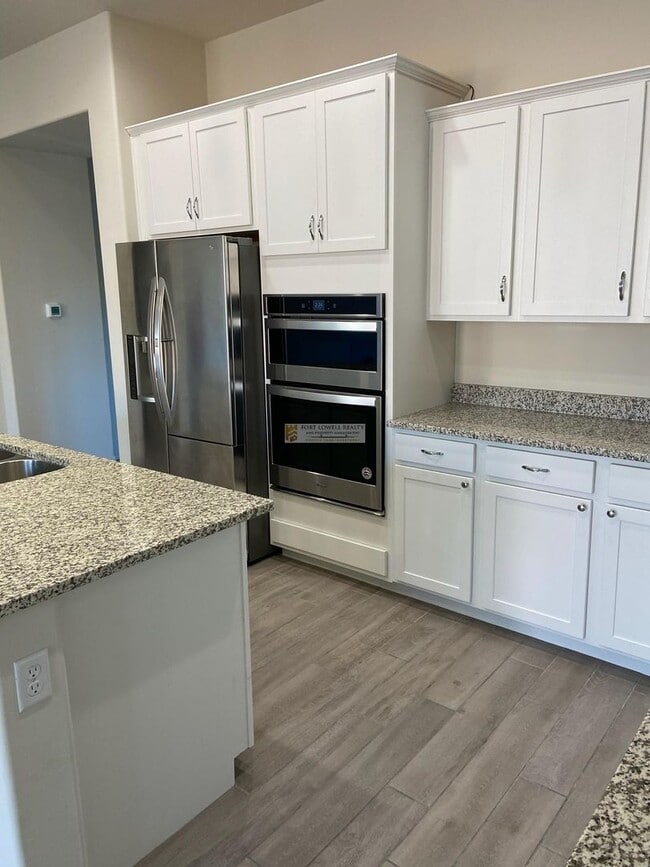 Photo - Luxury Living in Oro Valley $2800.