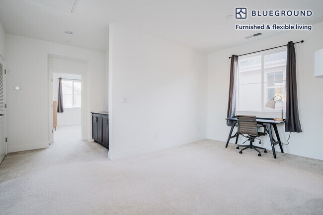 Photo - 5550 Azalea Way