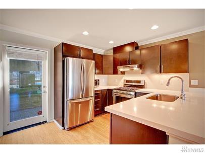 Photo - 2042 14th Ave W