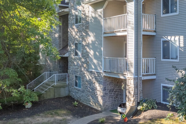 Brandychase Apartments
