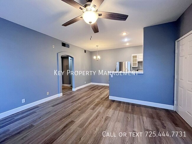 Photo - NEWLY UPGRADED 2 BED 2 BATH UPSTAIRS UNIT ... Unidad #621