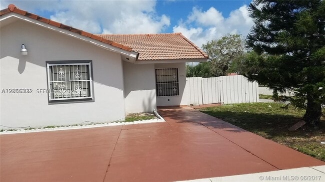 Photo - 16901 NW 70th Ave