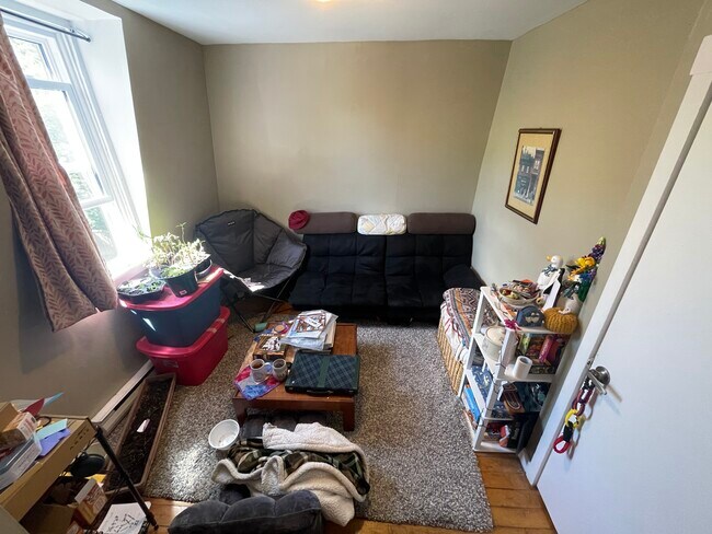 Photo - 614 Victoria St Unit 8