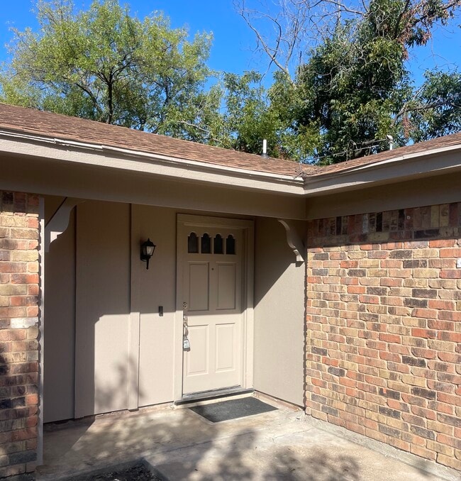 Photo - 6509 Cathy Dr