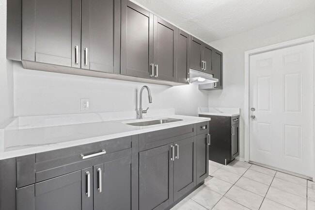 Photo - 1409 NW 7th Ave